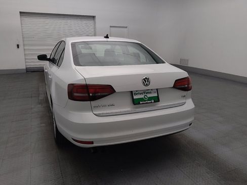 Used 2017 Volkswagen Jetta SEL FWD image 6
