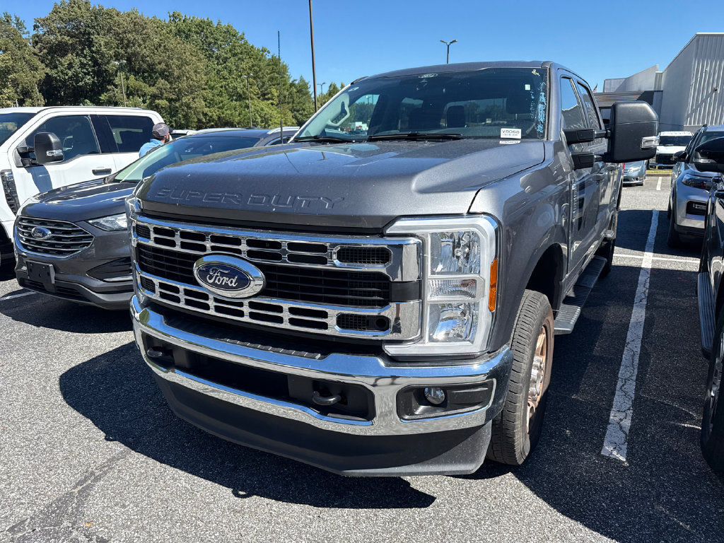 Used 2025 Ford F250 XLT AWD/4WD image 8