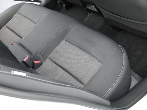 Used 2024 Nissan Altima 2.5 SV AWD/4WD image 32