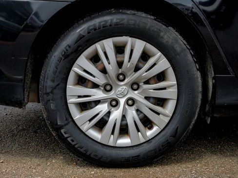 Used 2012 Toyota Camry LE image 52