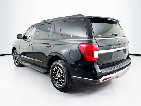 Certified 2024 Ford Expedition XLT RWD image 4