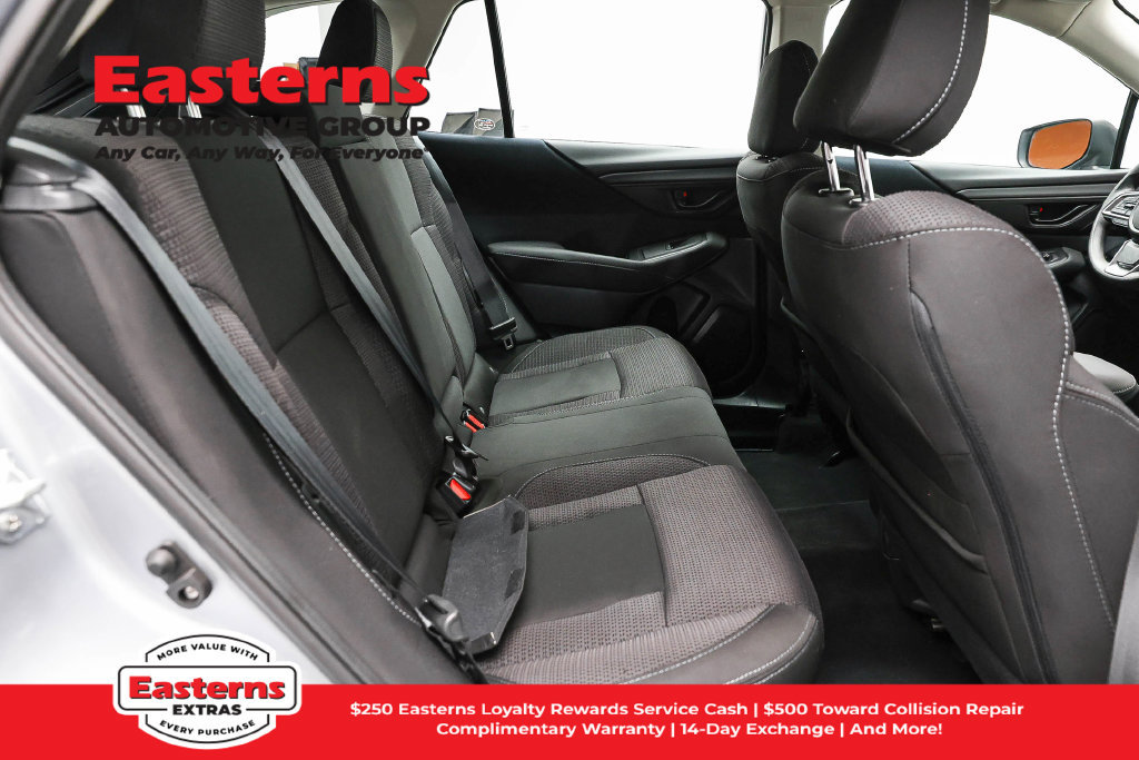 Used 2024 Subaru Outback AWD/4WD image 21