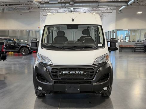 Used 2024 RAM ProMaster 2500 w/ Convenience Group FWD image 6