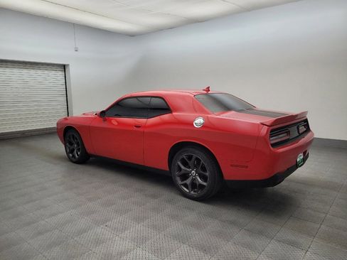 Used 2018 Dodge Challenger SXT Plus RWD image 3