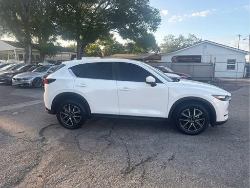 Used 2018 MAZDA CX-5 Touring image 4