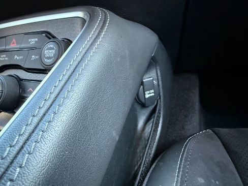 Used 2018 Dodge Challenger T/A image 27