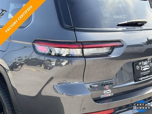 Certified 2021 Jeep Grand Cherokee L Laredo AWD/4WD image 11