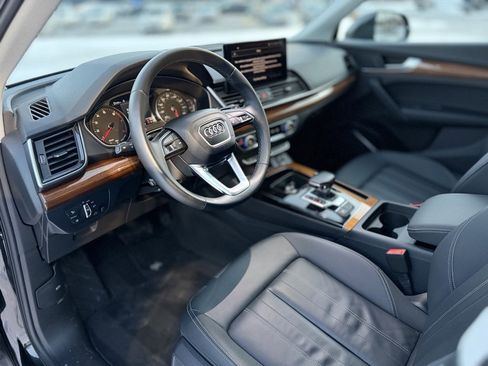 Used 2023 Audi Q5 2.0T Premium w/ Convenience Package image 14