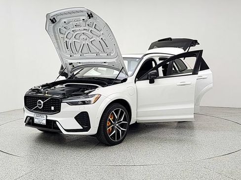Certified 2024 Volvo XC60 T8 Polestar w/ Protection Package Premier AWD/4WD image 9