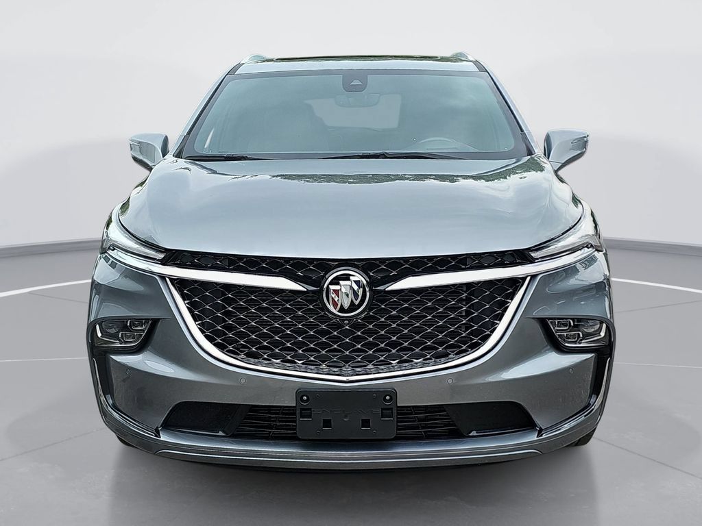 Used 2023 Buick Enclave Avenir w/ Avenir Technology Package AWD/4WD image 10