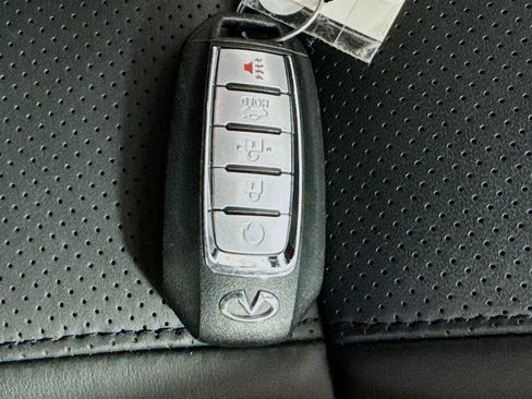 Certified 2020 INFINITI Q60 Red Sport 400 w/ Cargo Package image 38