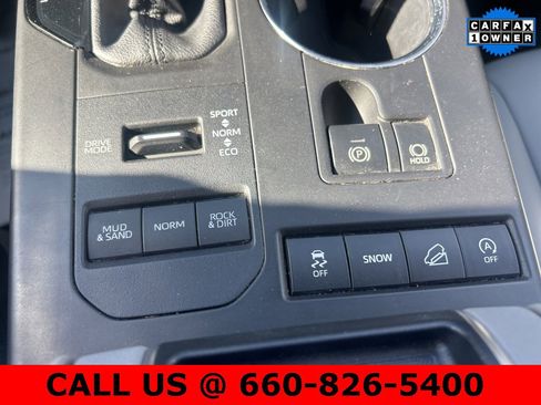 Certified 2021 Toyota Highlander XLE image 17