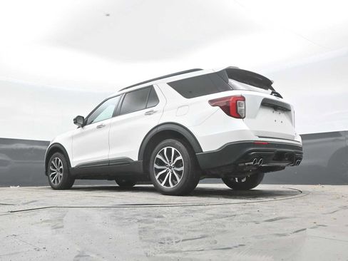 Used 2020 Ford Explorer ST w/ Premium Technology Package AWD/4WD image 23
