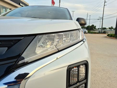 New 2026 Mitsubishi Outlander Sport LE AWD/4WD image 26