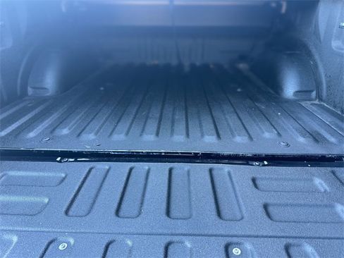 Used 2019 Ford F150 Lariat image 27