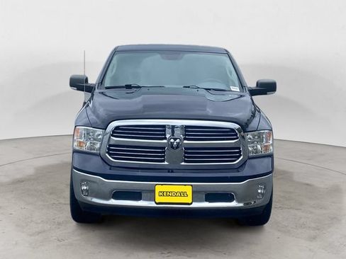 Used 2017 RAM 1500 Classic SLT w/ SLT Plus D←cor Group AWD/4WD image 2