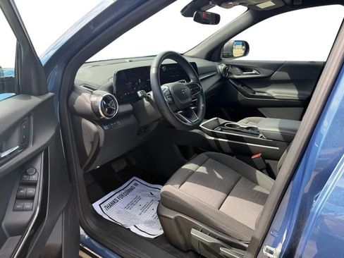 Used 2025 Chevrolet Equinox LT w/ Midnight Edition AWD/4WD image 11