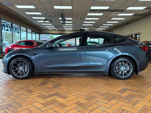 Used 2022 Tesla Model 3 RWD image 5