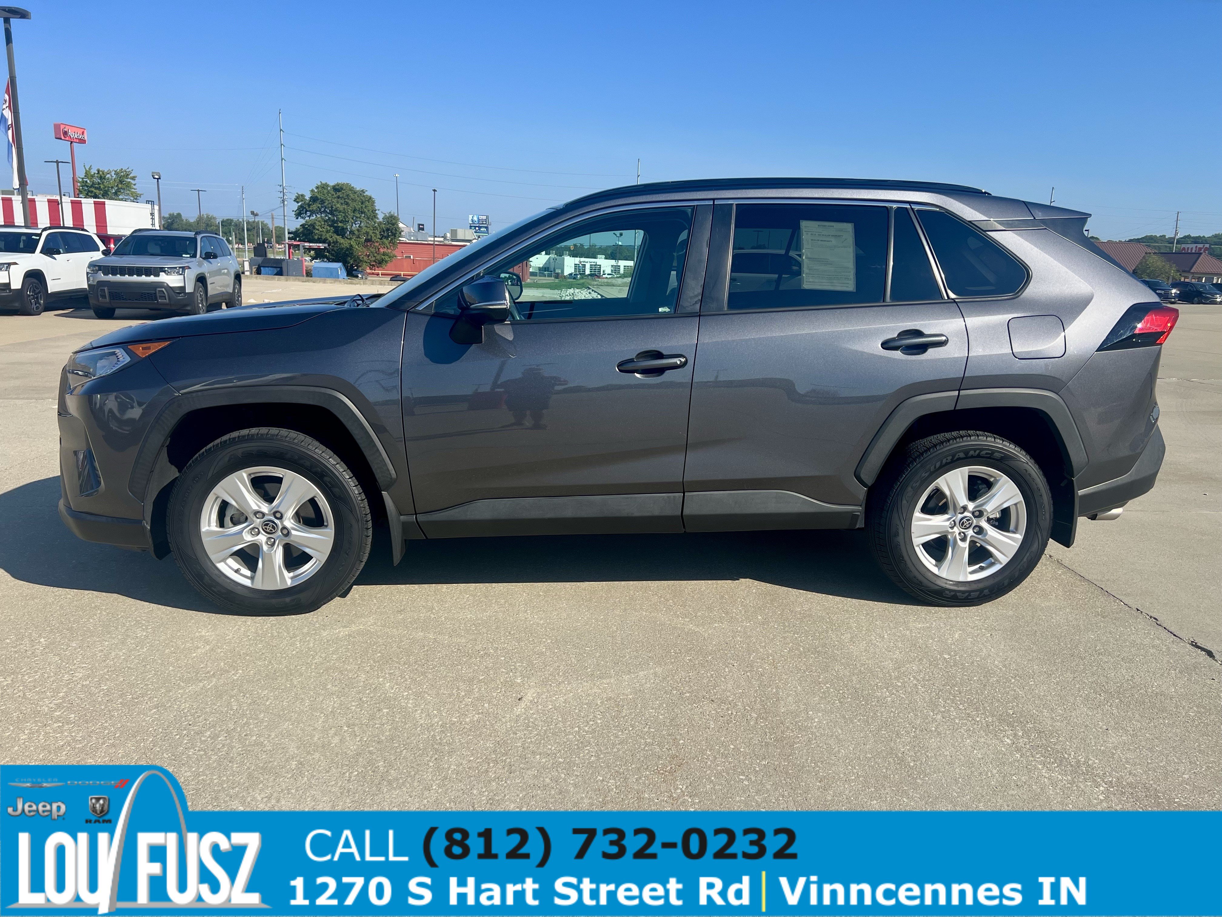 Used 2021 Toyota RAV4 XLE w/ XLE Grade Weather Package AWD/4WD image 4
