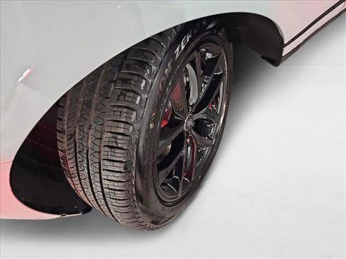 New 2026 Land Rover Range Rover Velar Dynamic SE image 30