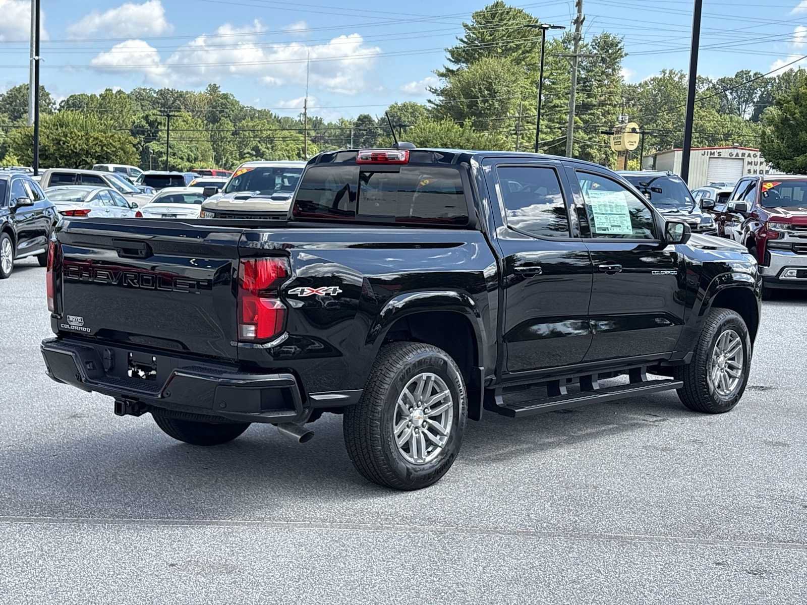 New 2026 Chevrolet Colorado LT w/ LT Convenience Package AWD/4WD image 6