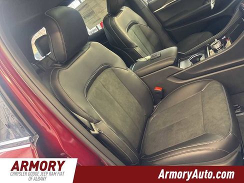 New 2026 Jeep Grand Cherokee Altitude image 40