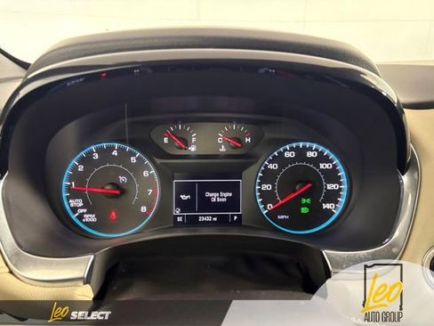 Used 2023 Chevrolet Traverse LS w/ Safety Package FWD image 12