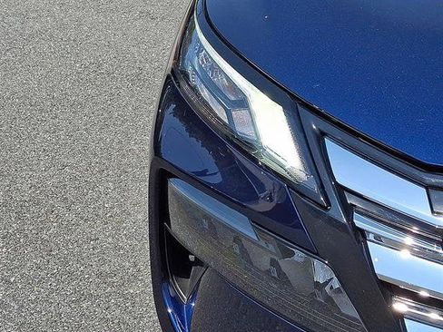 Certified 2024 Nissan Rogue SV w/ SV Premium Package FWD image 10