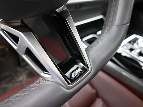 Used 2023 BMW 760i xDrive image 46