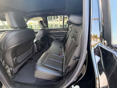 New 2026 Jeep Grand Cherokee Limited w/ Limited Altitude Package image 26