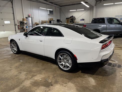New 2026 Dodge Charger Daytona Scat Pack image 5