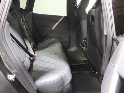 Used 2022 BMW iX xDrive50 w/ Premium Package image 18