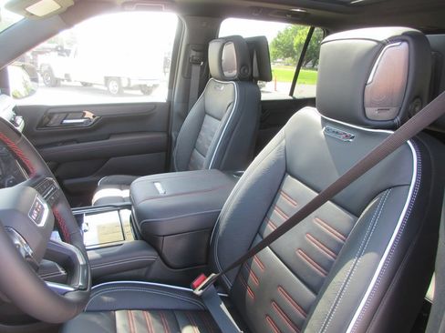 New 2026 GMC Yukon AT4 Ultimate AWD/4WD image 11