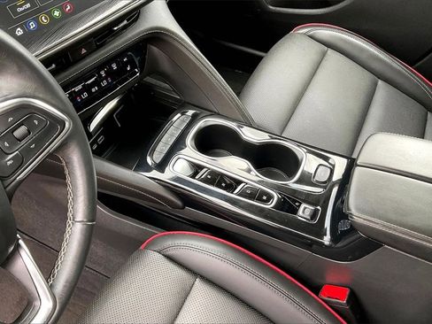 Used 2023 Buick Envision Essence w/ Sport Touring Package image 15