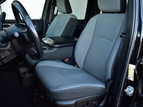 Used 2024 RAM 2500 Big Horn image 19