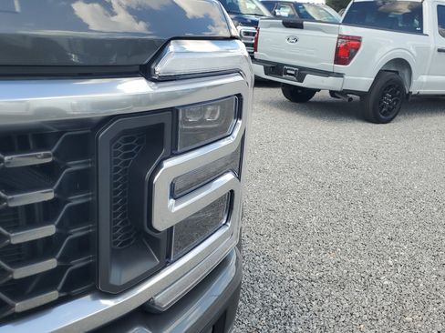 New 2026 Ford F450 Platinum w/ FX4 Off-Road Package image 4