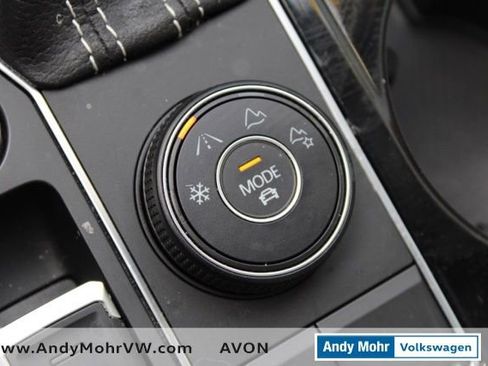 Used 2023 Volkswagen Atlas SE image 50