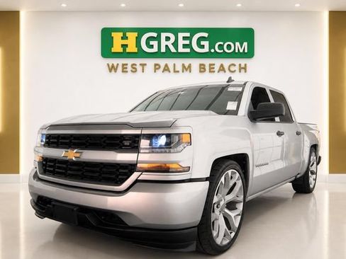Used 2018 Chevrolet Silverado 1500 Custom w/ Custom Value Package RWD image 6