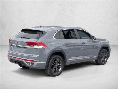 Used 2022 Volkswagen Atlas Cross Sport SEL R-Line image 5