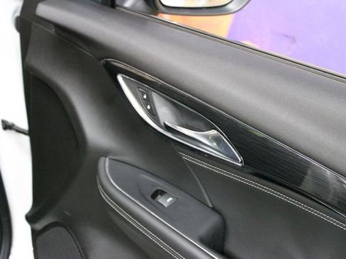 Used 2023 Buick Envision Essence w/ Sport Touring Package AWD/4WD image 11