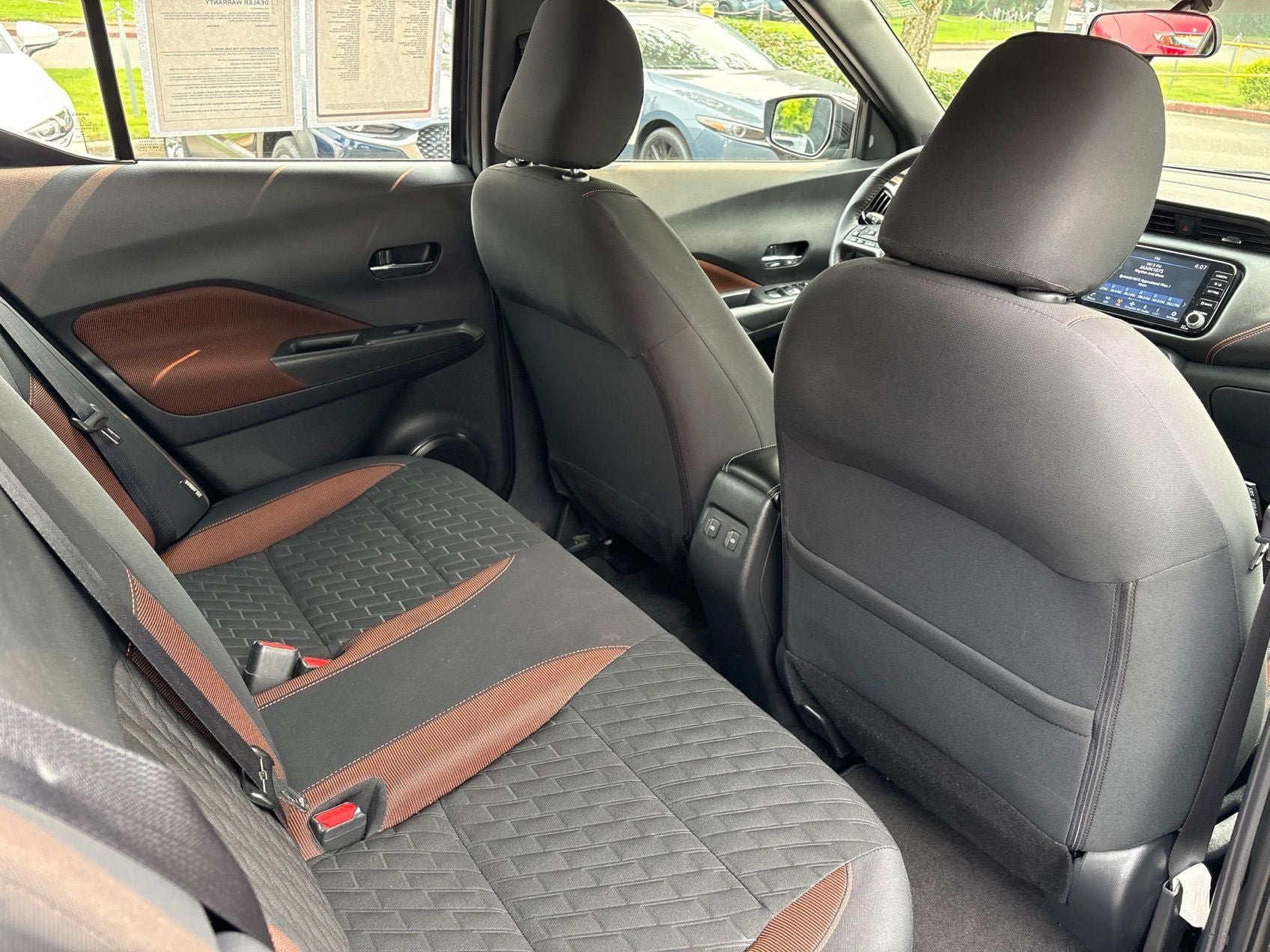 Used 2021 Nissan Kicks SR w/ Exterior Package FWD image 14