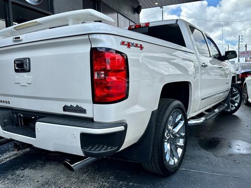 Used 2014 Chevrolet Silverado 1500 High Country image 24