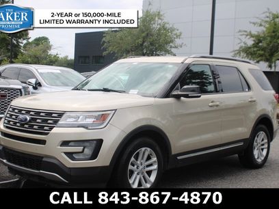 Used 2017 Ford Explorer XLT w/ Equipment Group 202A