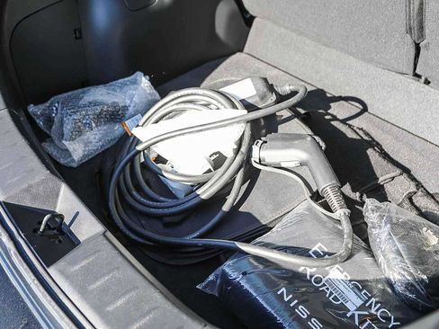 Used 2023 Nissan Leaf SV Plus image 26