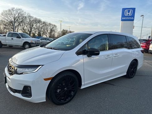 Certified 2025 Honda Odyssey Sport-L image 1