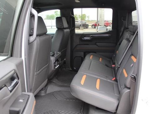 New 2026 GMC Sierra 1500 AT4 w/ AT4 Premium Package AWD/4WD image 10