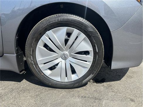 Used 2025 Nissan Leaf S FWD image 25