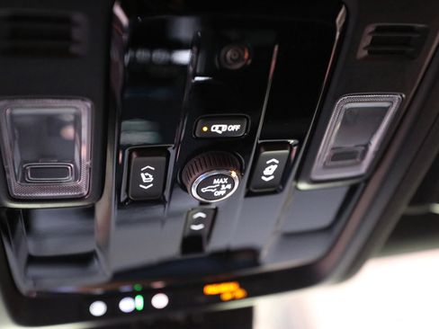 New 2026 GMC Yukon Elevation image 25