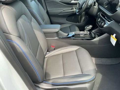 New 2026 Buick Envista Sport Touring w/ Convenience I Package FWD image 16