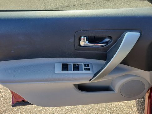 Used 2015 Nissan Rogue S w/ Convenience Package image 17